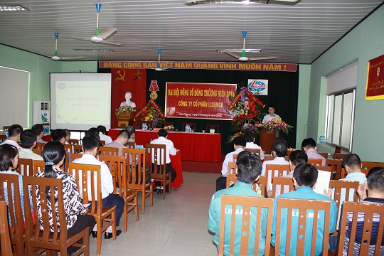 06. Dai bieu den du Dai hoi.JPG