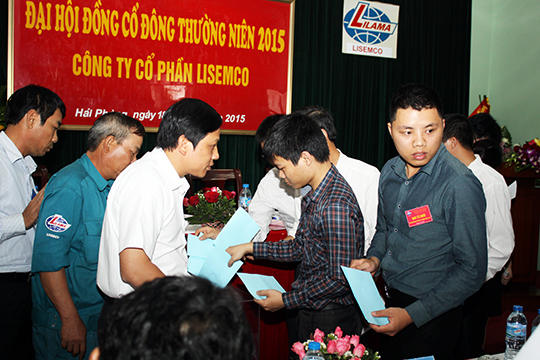 12 - Bo phieu.JPG